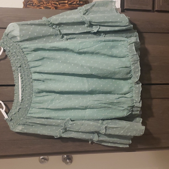 ♥️New boutique Swiss dot off shoulder top - Picture 15 of 16